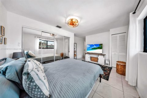 Купить виллу или дом в Мирамар, Флорида 4 спальни, 129.13м2, № 1957264 - фото 24