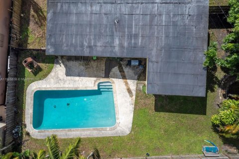 Купить виллу или дом в Мирамар, Флорида 4 спальни, 129.13м2, № 1957264 - фото 30