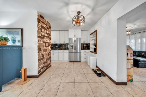 Купить виллу или дом в Мирамар, Флорида 4 спальни, 129.13м2, № 1957264 - фото 5