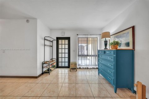 Купить виллу или дом в Мирамар, Флорида 4 спальни, 129.13м2, № 1957264 - фото 3