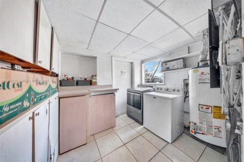 Купить виллу или дом в Мирамар, Флорида 4 спальни, 129.13м2, № 1957264 - фото 8