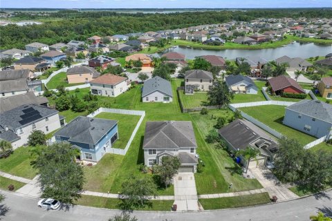 Casa en venta en Kissimmee, Florida, 5 dormitorios, 267.28 m2 № 1812821 - foto 26