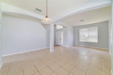 Casa en venta en Kissimmee, Florida, 5 dormitorios, 267.28 m2 № 1812821 - foto 14