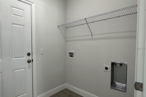 Villa ou maison à louer à Poinciana, Floride: 4 chambres, 163.32 m2 № 2155774 - photo 25