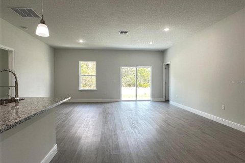 Villa ou maison à louer à Poinciana, Floride: 4 chambres, 163.32 m2 № 2155774 - photo 4
