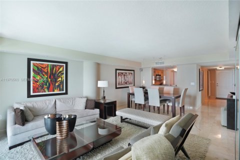 Copropriété à vendre à Miami, Floride: 2 chambres, 127 m2 № 2184689 - photo 7