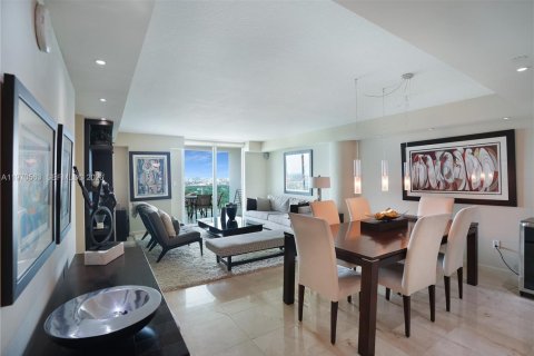 Condo à Miami, Floride, 2 chambres  № 2184689
