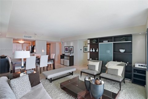 Copropriété à vendre à Miami, Floride: 2 chambres, 127 m2 № 2184689 - photo 3