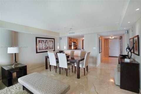 Copropriété à vendre à Miami, Floride: 2 chambres, 127 m2 № 2184689 - photo 8