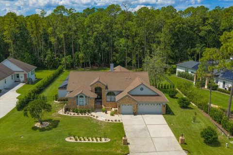 Villa ou maison à New Port Richey, Floride 4 chambres, 234.95 m2 № 2430493