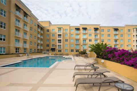 Condo in Coral Gables, Florida, 2 bedrooms № 1935335 - photo 19