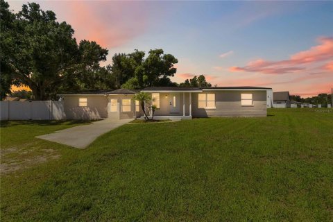 Villa ou maison à vendre à Kissimmee, Floride: 4 chambres, 208.38 m2 № 2338871 - photo 7