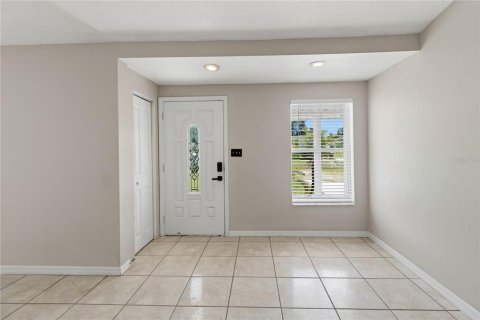 Villa ou maison à vendre à Kissimmee, Floride: 4 chambres, 208.38 m2 № 2338871 - photo 12
