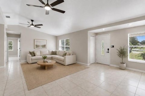 Villa ou maison à vendre à Kissimmee, Floride: 4 chambres, 208.38 m2 № 2338871 - photo 13