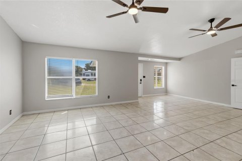 Villa ou maison à vendre à Kissimmee, Floride: 4 chambres, 208.38 m2 № 2338871 - photo 20