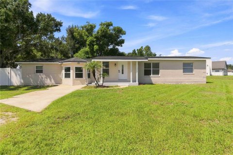 Villa ou maison à vendre à Kissimmee, Floride: 4 chambres, 208.38 m2 № 2338871 - photo 9