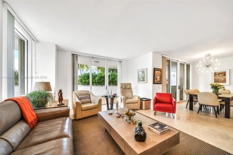 Copropriété à vendre à Aventura, Floride: 2 chambres, 193.24 m2 № 1956836 - photo 2