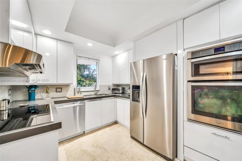 Copropriété à vendre à Aventura, Floride: 2 chambres, 193.24 m2 № 1956836 - photo 10