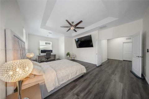 Снять в аренду виллу или дом в Хомстед, Флорида 5 спален, 264.4м2, № 1926060 - фото 20