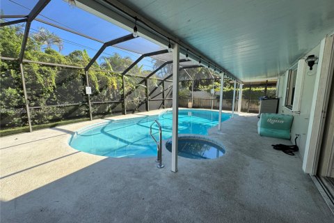 Casa en venta en Hollywood, Florida, 3 dormitorios, 114.64 m2 № 1982417 - foto 15