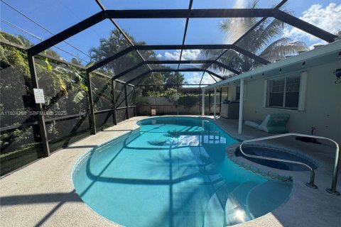 Casa en venta en Hollywood, Florida, 3 dormitorios, 114.64 m2 № 1982417 - foto 16