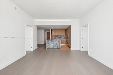 Condo in Miami Beach, Florida, 2 bedrooms  № 2074968 - photo 5