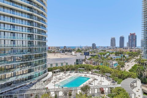 Condo in Miami Beach, Florida, 2 bedrooms  № 2074968 - photo 30