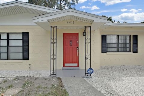 Villa ou maison à vendre à Tampa, Floride: 3 chambres, 135.45 m2 № 2323075 - photo 12