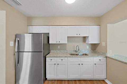 Villa ou maison à vendre à Tampa, Floride: 3 chambres, 135.45 m2 № 2323075 - photo 21