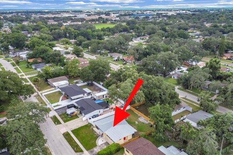 Villa ou maison à vendre à Tampa, Floride: 3 chambres, 135.45 m2 № 2323075 - photo 9