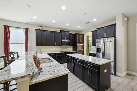 Casa en venta en Orlando, Florida, 5 dormitorios, 305.37 m2 № 1907658 - foto 16