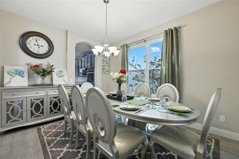 Casa en venta en Orlando, Florida, 5 dormitorios, 305.37 m2 № 1907658 - foto 10