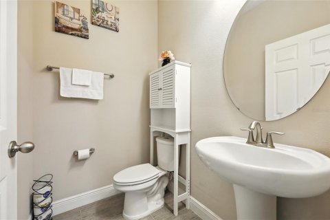 Casa en venta en Orlando, Florida, 5 dormitorios, 305.37 m2 № 1907658 - foto 12