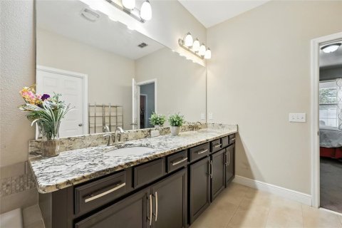 Casa en venta en Orlando, Florida, 5 dormitorios, 305.37 m2 № 1907658 - foto 24