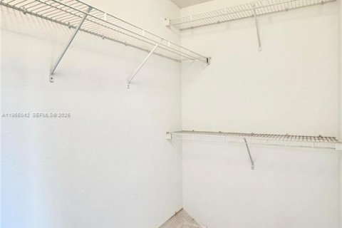 Condominio en alquiler en Palm Beach Gardens, Florida, 1 dormitorio, 76.09 m2 № 2041295 - foto 16