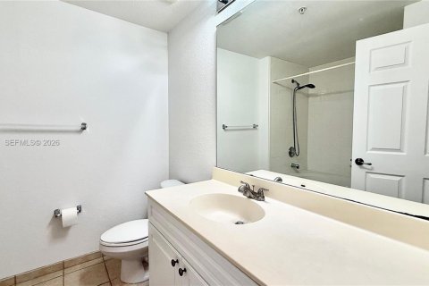 Condominio en alquiler en Palm Beach Gardens, Florida, 1 dormitorio, 76.09 m2 № 2041295 - foto 17