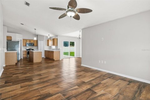 Villa ou maison à vendre à Palm Coast, Floride: 3 chambres, 179.77 m2 № 2231896 - photo 11