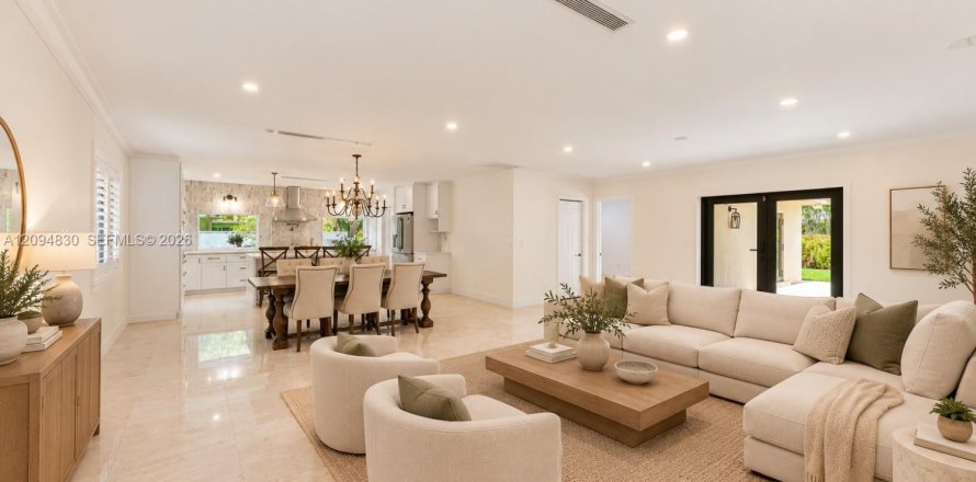 House in Pinecrest, Florida 4 bedrooms, 202.06 sq.m. № 2385027