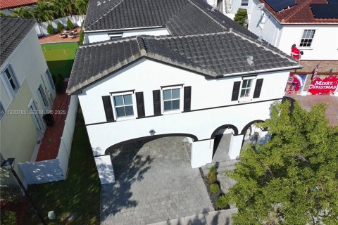 Купить виллу или дом в Майами, Флорида 5 спален, 310.67м2, № 1987215 - фото 3