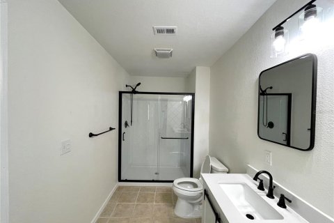 Villa ou maison à louer à Bronson, Floride: 3 chambres, 116.5 m2 № 1879082 - photo 9