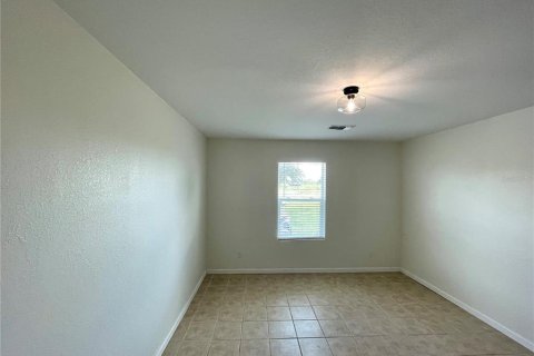 Villa ou maison à louer à Bronson, Floride: 3 chambres, 116.5 m2 № 1879082 - photo 10