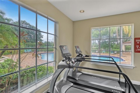 Condo in West Palm Beach, Florida, 2 bedrooms  № 1975078 - photo 19