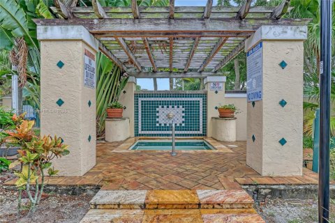 Condo in West Palm Beach, Florida, 2 bedrooms  № 1975078 - photo 29