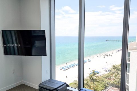 Copropriété à vendre à Sunny Isles Beach, Floride: 2 chambres, 111.58 m2 № 1980976 - photo 6