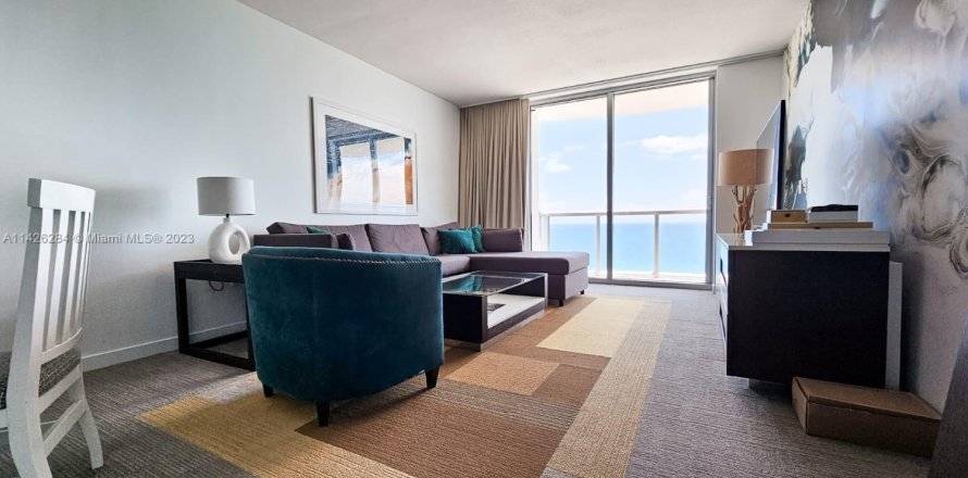 Condo à Sunny Isles Beach, Floride, 2 chambres № 1980976