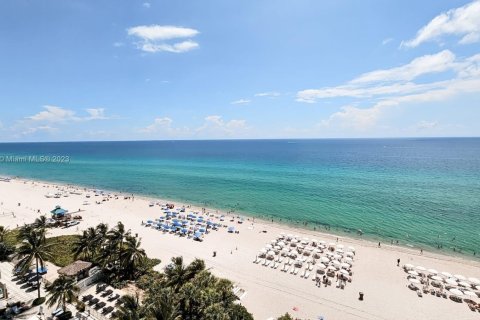 Copropriété à vendre à Sunny Isles Beach, Floride: 2 chambres, 111.58 m2 № 1980976 - photo 26