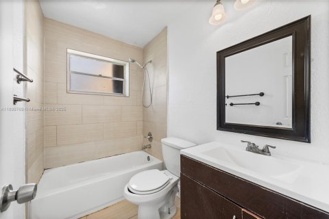 Villa ou maison à vendre à Margate, Floride: 3 chambres, 108.88 m2 № 2024877 - photo 21