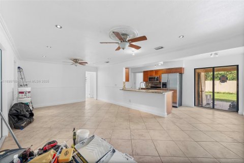 Villa ou maison à vendre à Margate, Floride: 3 chambres, 108.88 m2 № 2024877 - photo 9