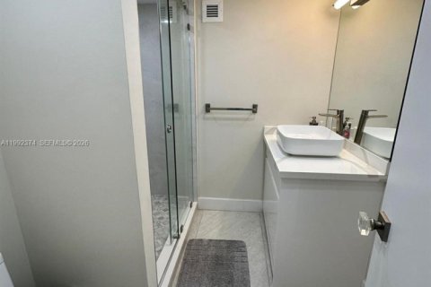 Copropriété à louer à Hollywood, Floride: 3 chambres, 173.54 m2 № 2255666 - photo 29