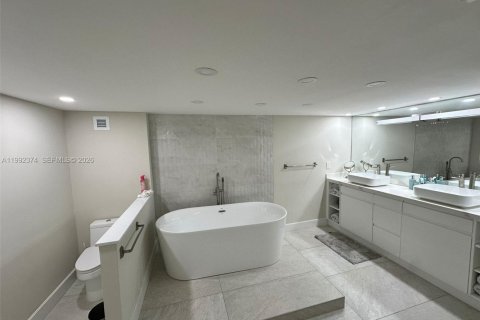 Copropriété à louer à Hollywood, Floride: 3 chambres, 173.54 m2 № 2255666 - photo 10